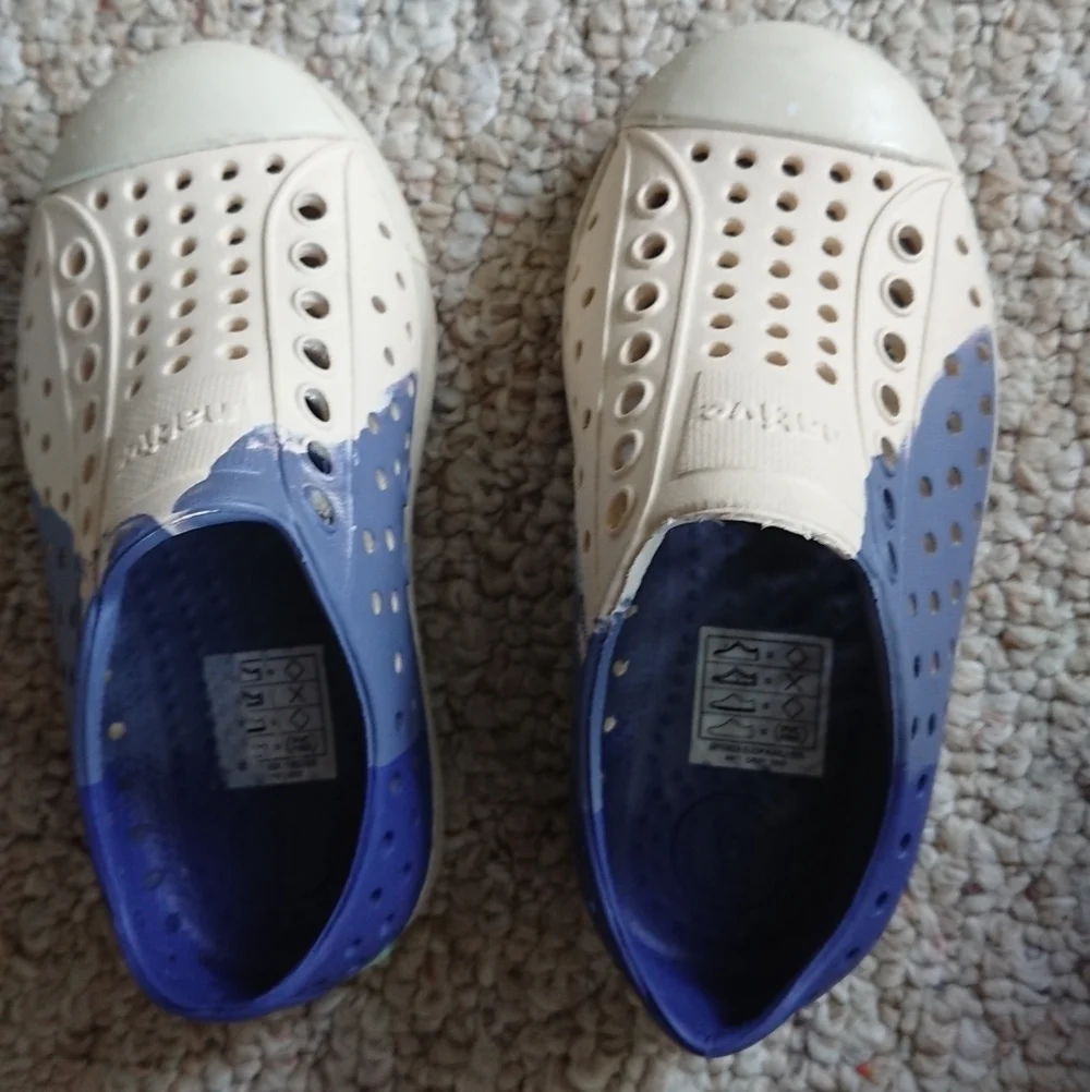 Native Kids Shoes Jefferson Bloom Marbled Child Cream and Blue size 8